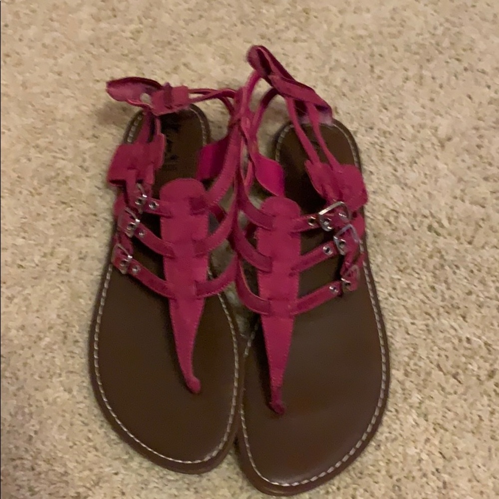 Women’s sandals